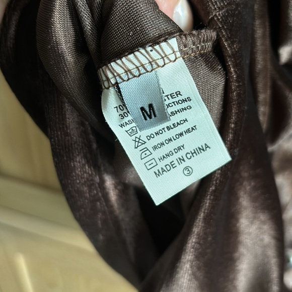 NWT Adele B Ruched Velvet Chocolate Brown Dress Size M - Picture 6 of 7